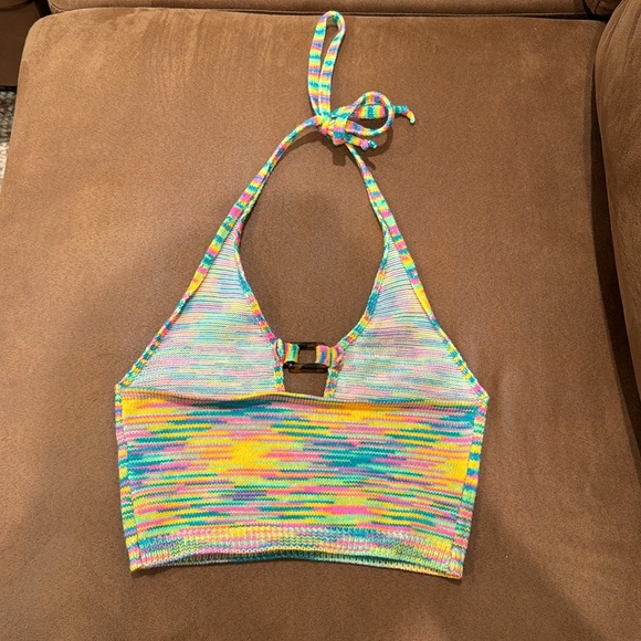Cropped knitted colorful buckle halter top - Picture 4 of 5
